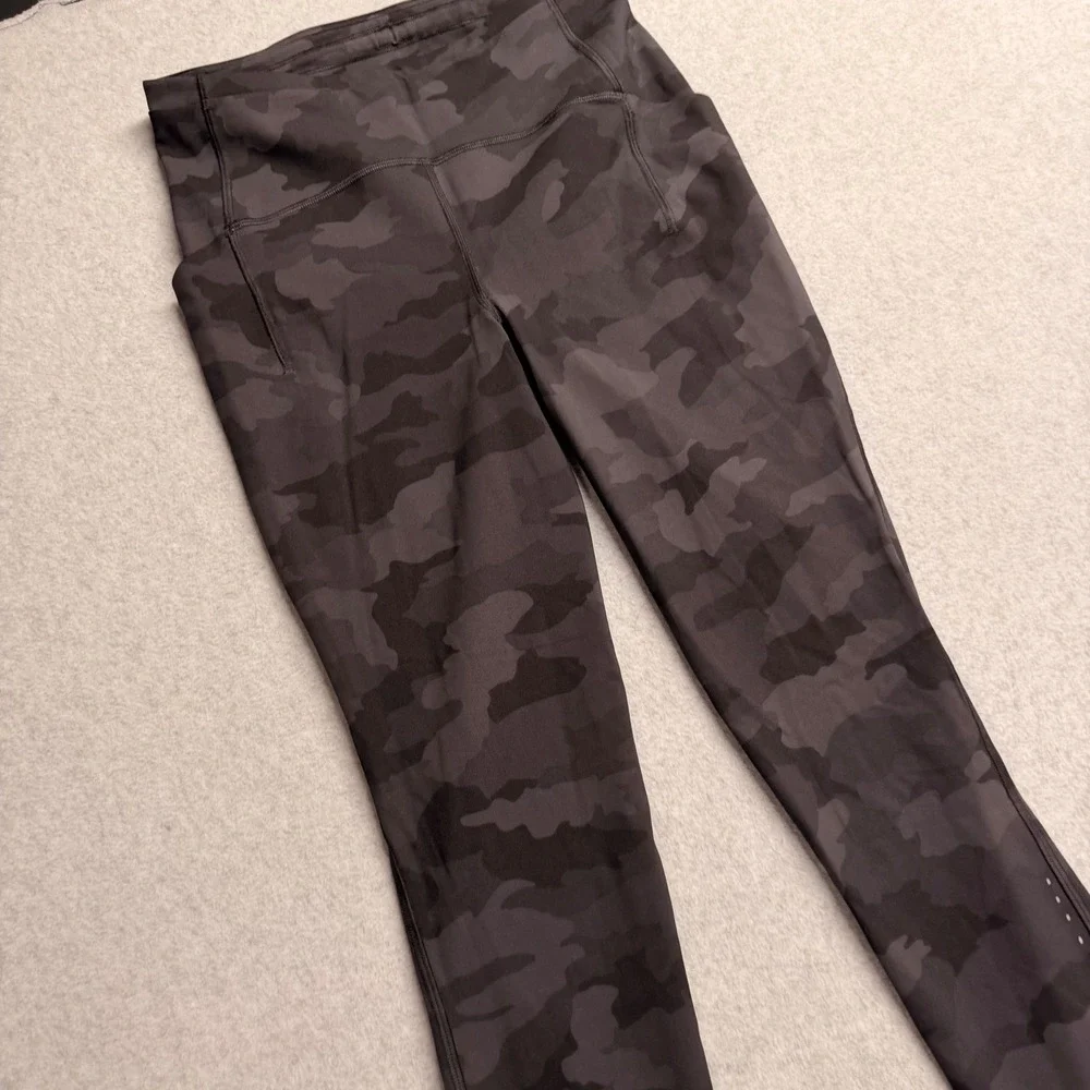 Lululemon Swift Speed High-Rise Tight 25 Camo Deep Coal Multi Gray Leggings 6